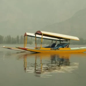 Dal-Lake-srinagar-four-days-kashmir-package