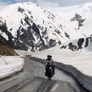 Sinthan_Top_travelogear holidays